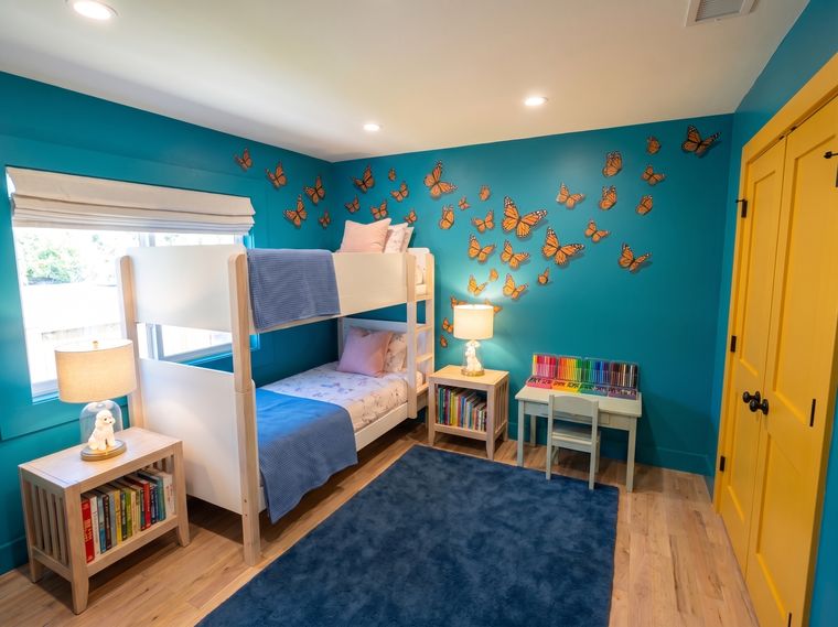 The whole Butterfly Room