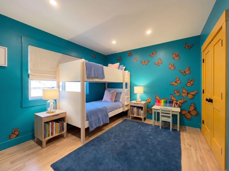The whole Butterfly Room