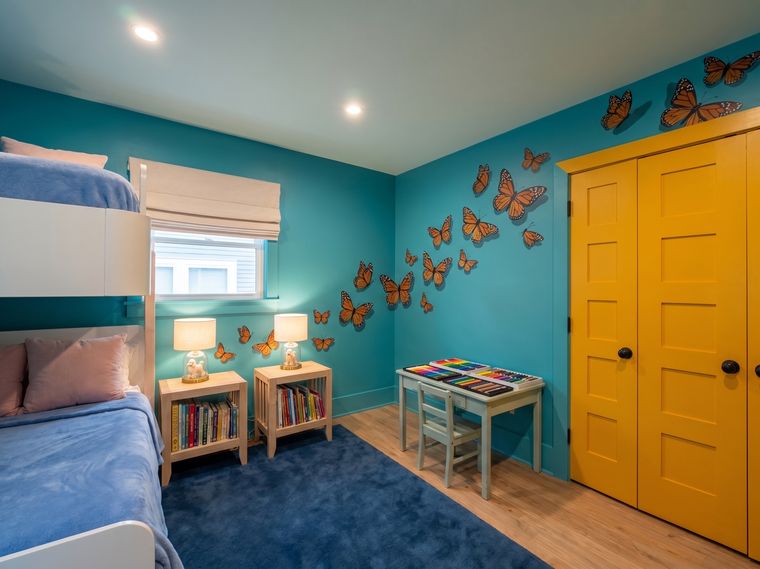 The whole Butterfly Room